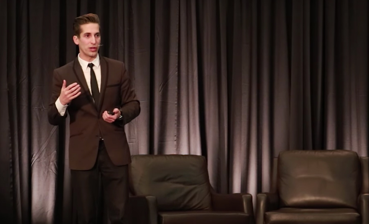 Max Major - Mentalist | Max Major Corporate Entertainer Mentalist and